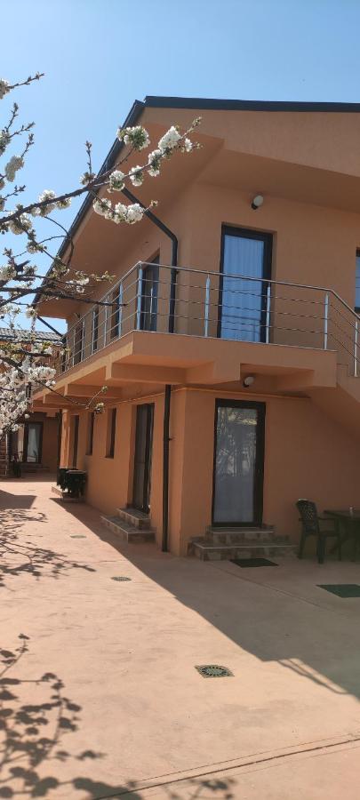 Home Naya บูคาเรสต์ ภายนอก รูปภาพ